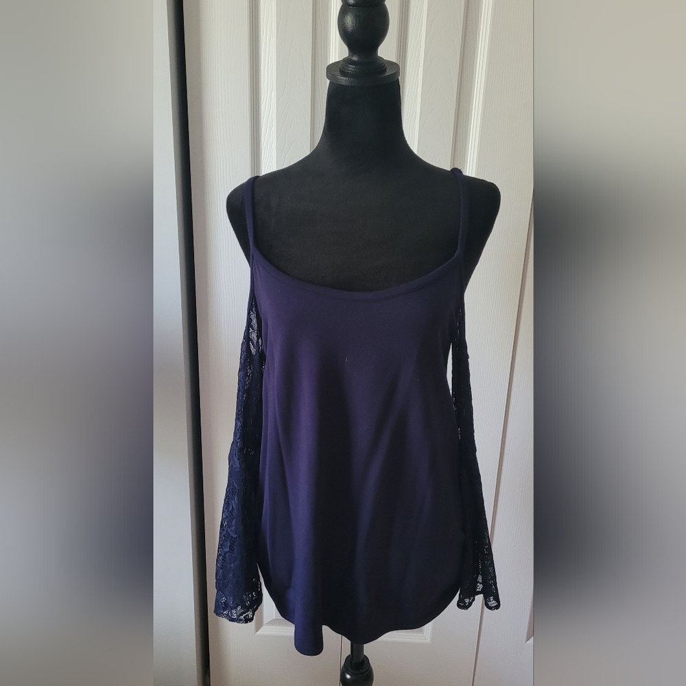 Womens top - Picture 5 of 5